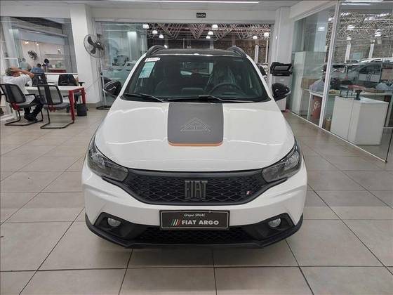 FIAT ARGO 1.3 FIREFLY FLEX TREKKING CVT